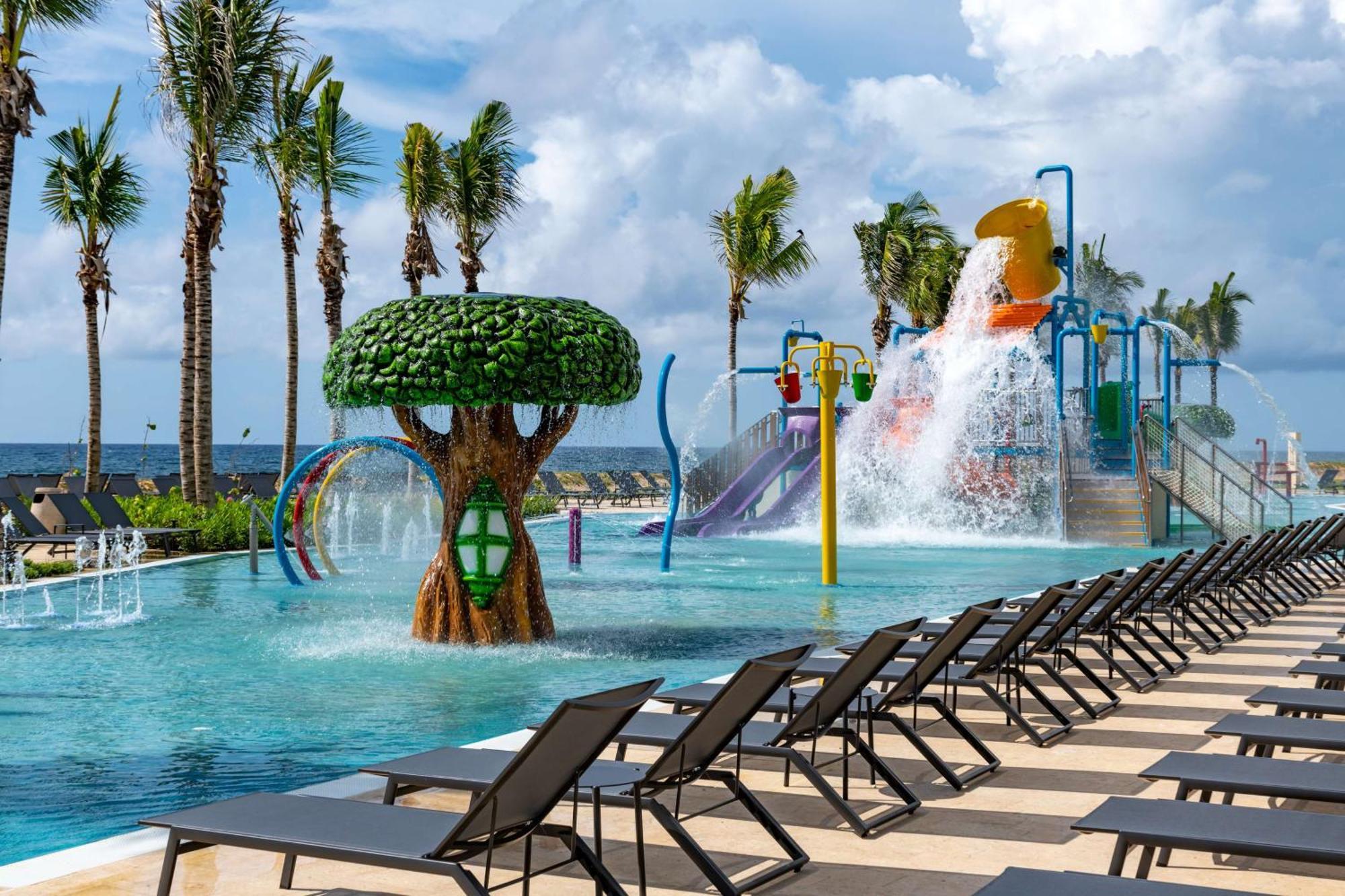 Hilton Tulum Riviera Maya All-Inclusive Resort Exterior photo